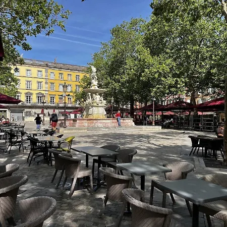 Le Boudoir Bastide à *